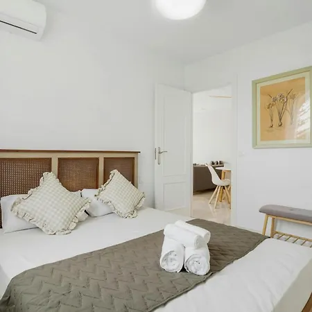 Piscina Y Vistas Espectaculares En Apartament Torremolinos